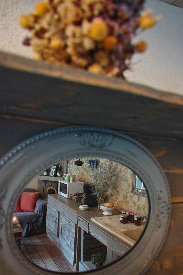 Le Moulin De Picaud Bed & Breakfast Grans Dış mekan fotoğraf
