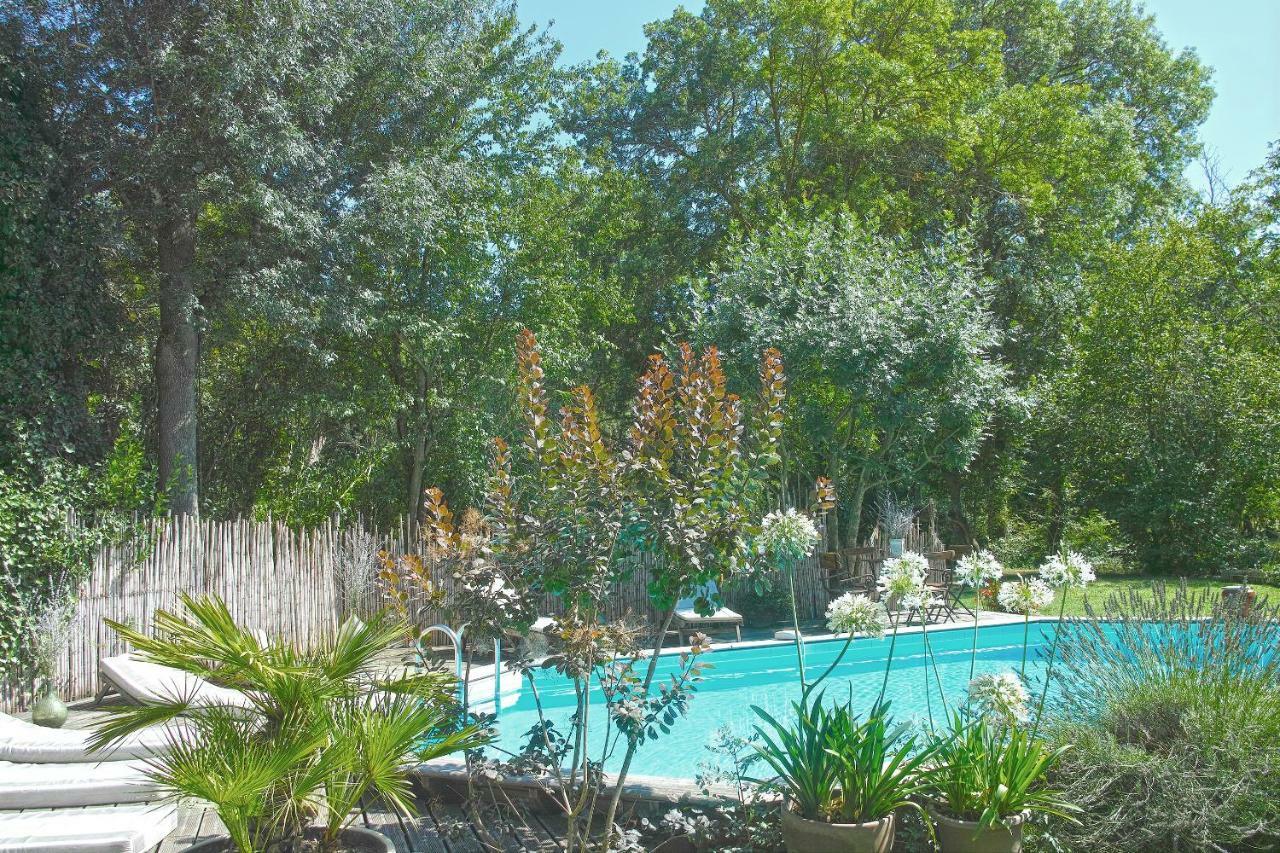 Le Moulin De Picaud Bed & Breakfast Grans Dış mekan fotoğraf