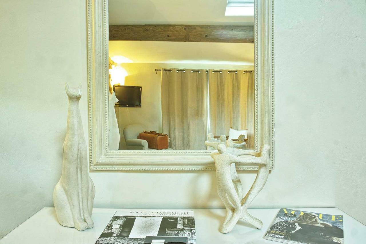 Le Moulin De Picaud Bed & Breakfast Grans Dış mekan fotoğraf